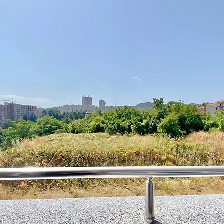 Cozy & Modern 1Br Apart For 4 Guests Next To Medical University & Free Parking Стара-Загора Экстерьер фото