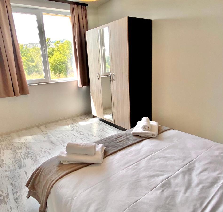 Cozy & Modern 1Br Apart For 4 Guests Next To Medical University & Free Parking Стара-Загора Экстерьер фото
