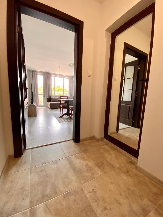 Cozy & Modern 1Br Apart For 4 Guests Next To Medical University & Free Parking Стара-Загора Экстерьер фото